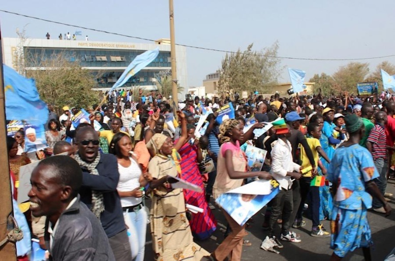 Procès Karim Wade: les femmes du Pds promettent d'assiéger le tribunal le 23 mars ! Procès Karim Wade: les femmes du Pds promettent d'assiéger le tribunal le 23 mars !