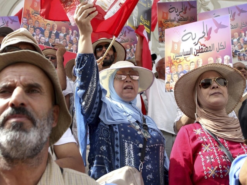 Tunisie: les familles des prisonniers politiques s'activent pour obtenir leur libération Tunisie: les familles des prisonniers politiques s'activent pour obtenir leur libération