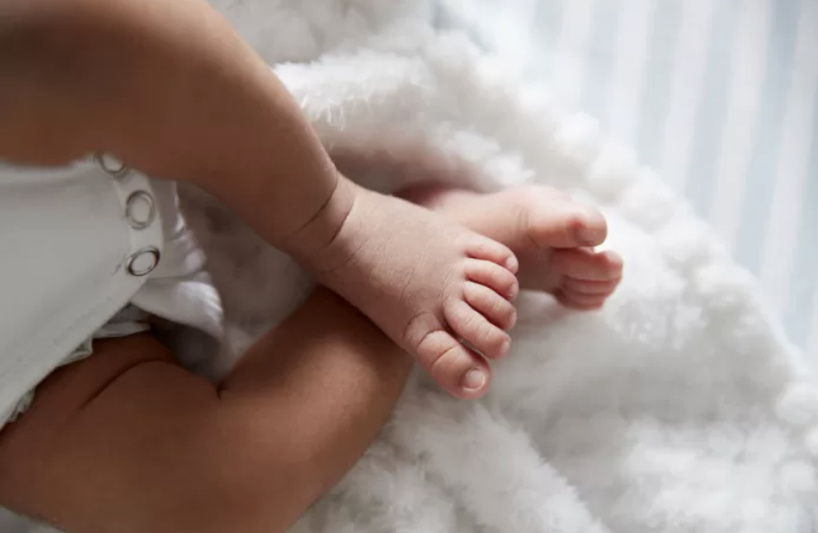 L’horreur en RDC: des jumelles âgées de quelques mois transformées en piège explosif et sauvées in extremis