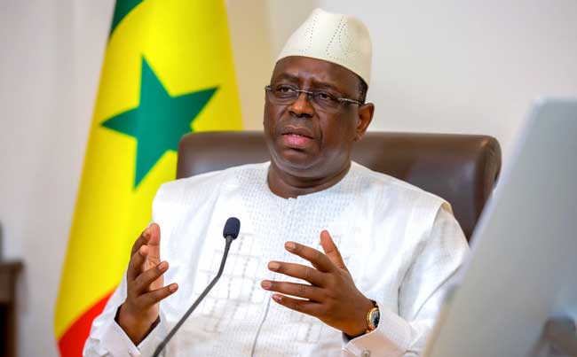 Sénégal: Macky compte remanier le gouvernement avant son départ prévu dimanche