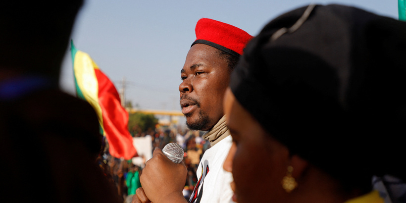 Mali: l’activiste Adama Diarra dit «Ben le cerveau» condamné à deux ans de prison dont un ferme Mali: l’activiste Adama Diarra dit «Ben le cerveau» condamné à deux ans de prison dont un ferme