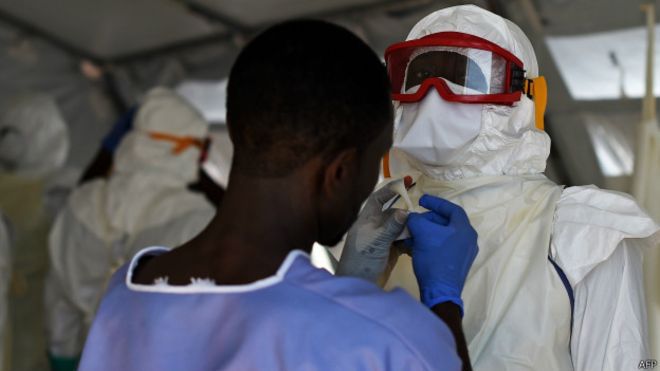 Conférence Ebola : "pour une reconstruction"