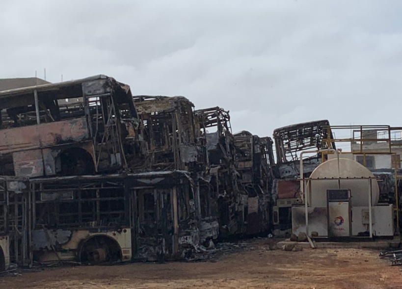 Scandale autour de la vente d'une épave de bus: le DG de Dakar Dem Dikk porte plainte 