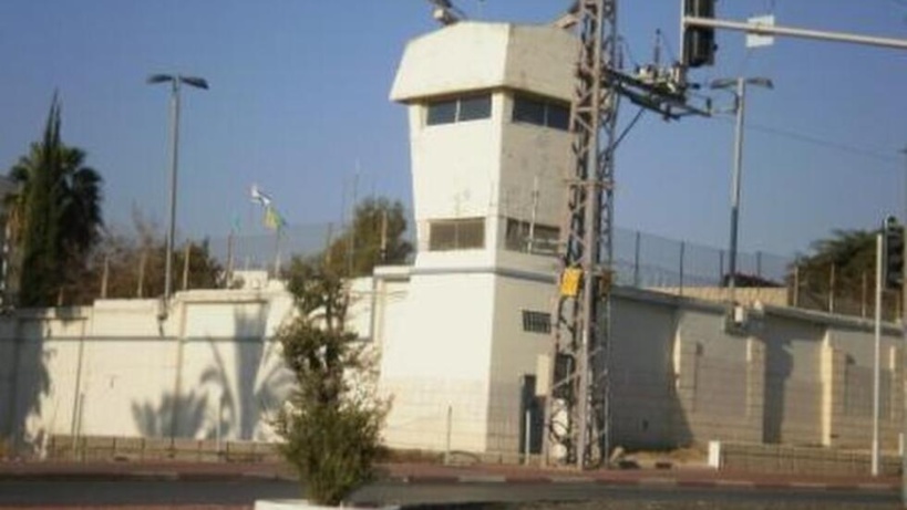 Israël: scandale après des relations sexuelles entre des soldates et un condamné palestinien Israël: scandale après des relations sexuelles entre des soldates et un condamné palestinien