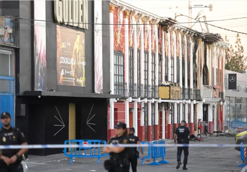 Violent incendie dans une discothèque en Espagne: “Peu probable” de retrouver d’autres corps Violent incendie dans une discothèque en Espagne: “Peu probable” de retrouver d’autres corps