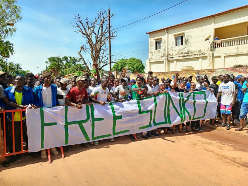 Ziguinchor: Suivez en DIRECT l’audience de la procédure de contestation de la radiation de Ousmane Sonko des listes électorales Ziguinchor: Suivez en DIRECT l’audience de la procédure de contestation de la radiation de Ousmane Sonko des listes électorales