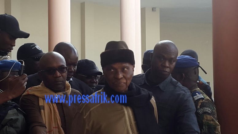 Direct Verdict Karim: wade vient d'arriver au Tribunal Direct Verdict Karim: wade vient d'arriver au Tribunal