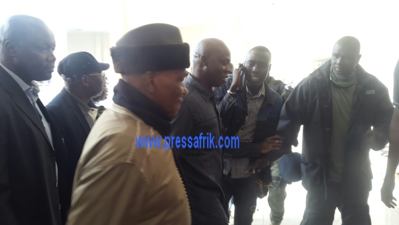 Direct Verdict Karim: wade vient d'arriver au Tribunal Direct Verdict Karim: wade vient d'arriver au Tribunal