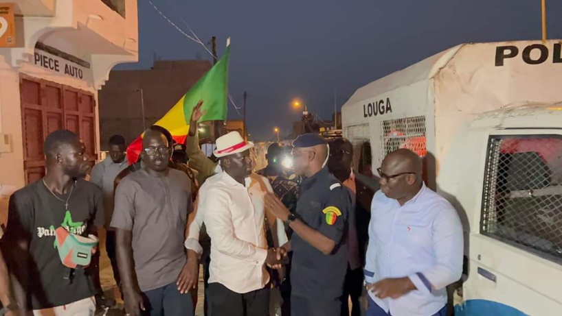 Louga: la police aurait interrompu la tournée de Malik Gakou Louga: la police aurait interrompu la tournée de Malik Gakou