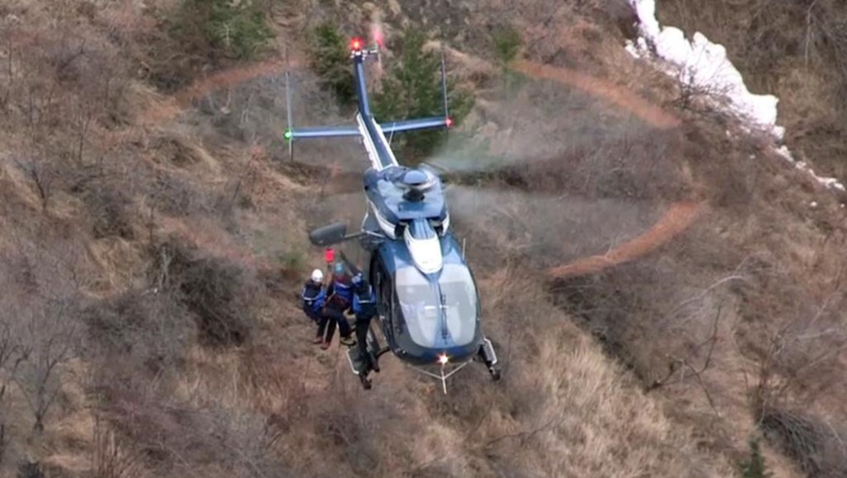 En direct: reprise des recherches sur les lieux du crash de l’A320 En direct: reprise des recherches sur les lieux du crash de l’A320