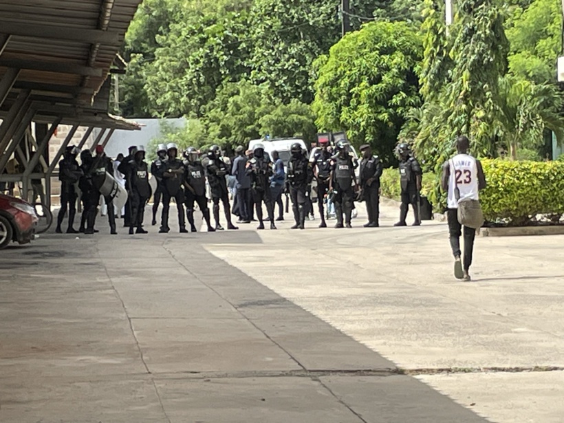 Les 5 étudiants de l’Ucad arrêtés lundi ont été libérés Les 5 étudiants de l’Ucad arrêtés lundi ont été libérés