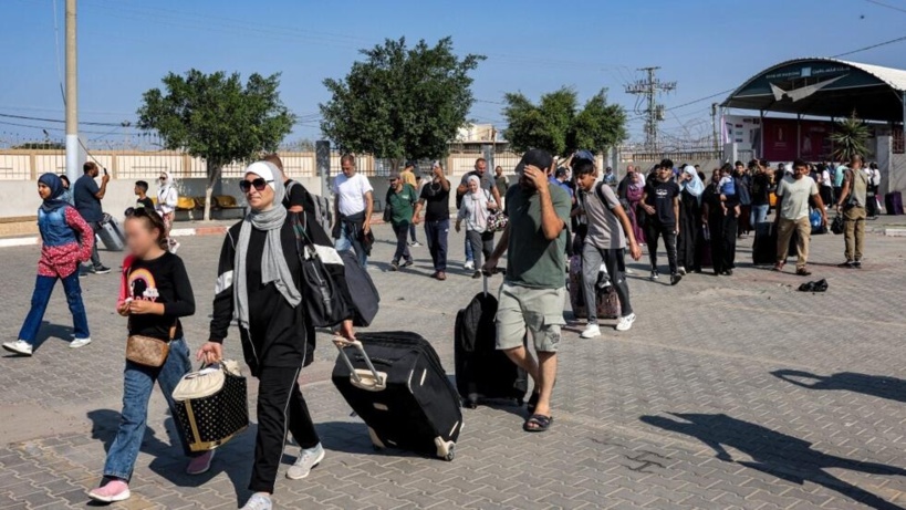 Gaza: les premiers étrangers franchissent le terminal de Rafah vers l'Égypte