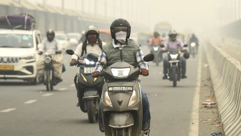 La capitale indienne New Delhi asphyxiée par un brouillard toxique La capitale indienne New Delhi asphyxiée par un brouillard toxique