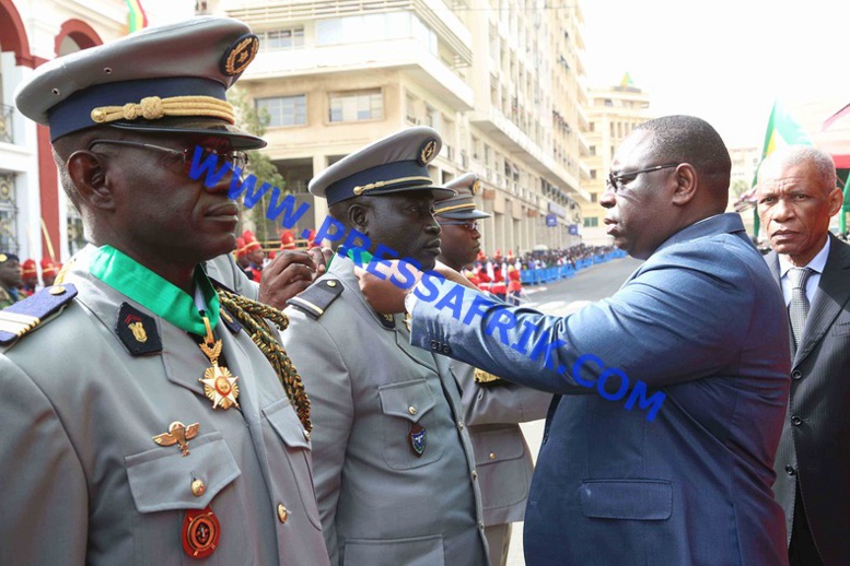 La fête nationale du 4 avril : Revivez en images la cérémonie de prise d’arme La fête nationale du 4 avril : Revivez en images la cérémonie de prise d’arme