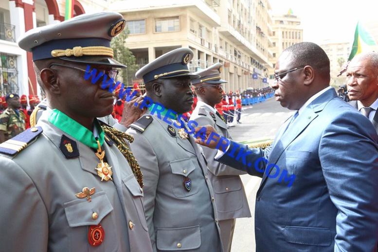 La fête nationale du 4 avril : Revivez en images la cérémonie de prise d’arme La fête nationale du 4 avril : Revivez en images la cérémonie de prise d’arme