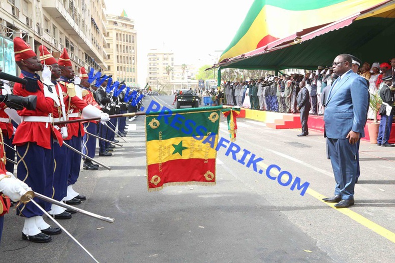 La fête nationale du 4 avril : Revivez en images la cérémonie de prise d’arme La fête nationale du 4 avril : Revivez en images la cérémonie de prise d’arme