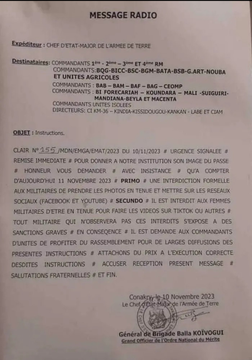 Guinée: les militaires interdits de prendre des photos en tenue et de mettre sur les réseaux sociaux