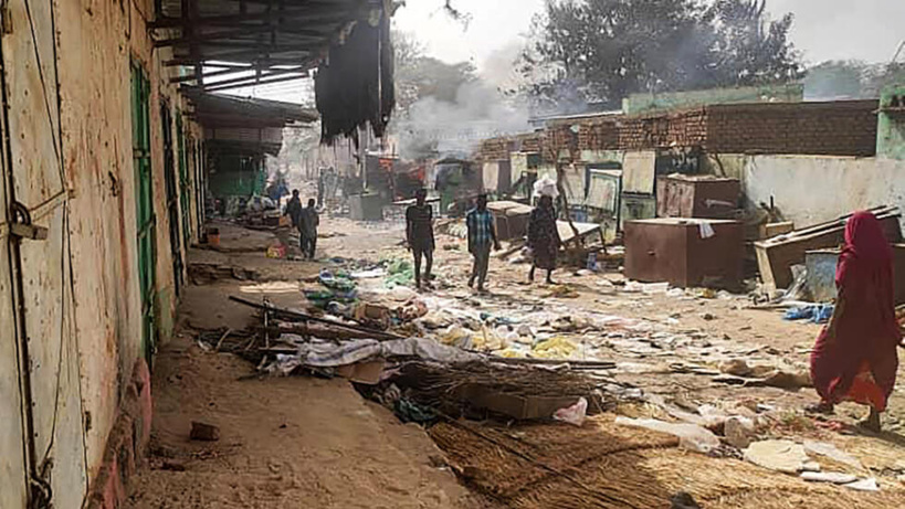 Soudan: l'UE et l'ONU s'alarment des violences après un massacre à Ardamata Soudan: l'UE et l'ONU s'alarment des violences après un massacre à Ardamata