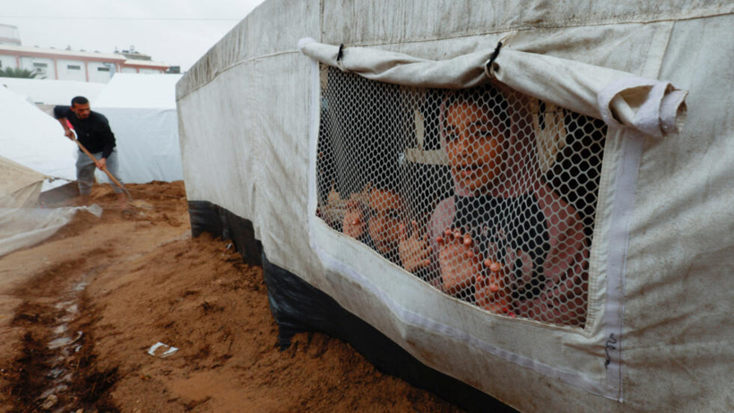 Guerre Israël-Hamas: l'hôpital indonésien, dans le nord de Gaza, au centre d'intenses combats Guerre Israël-Hamas: l'hôpital indonésien, dans le nord de Gaza, au centre d'intenses combats