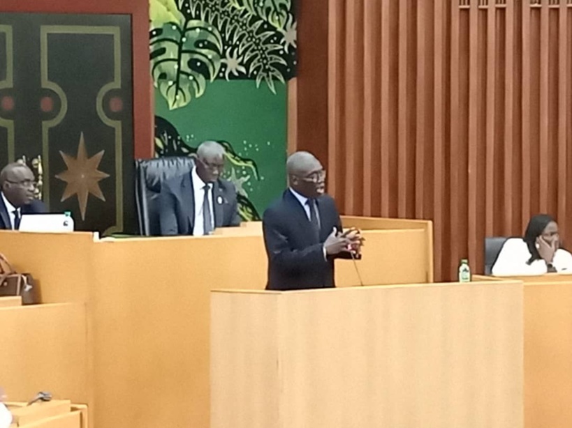 Assemblée: le député Nicolas Ndiaye réclame des assises nationales pour diminuer les accidents Assemblée: le député Nicolas Ndiaye réclame des assises nationales pour diminuer les accidents