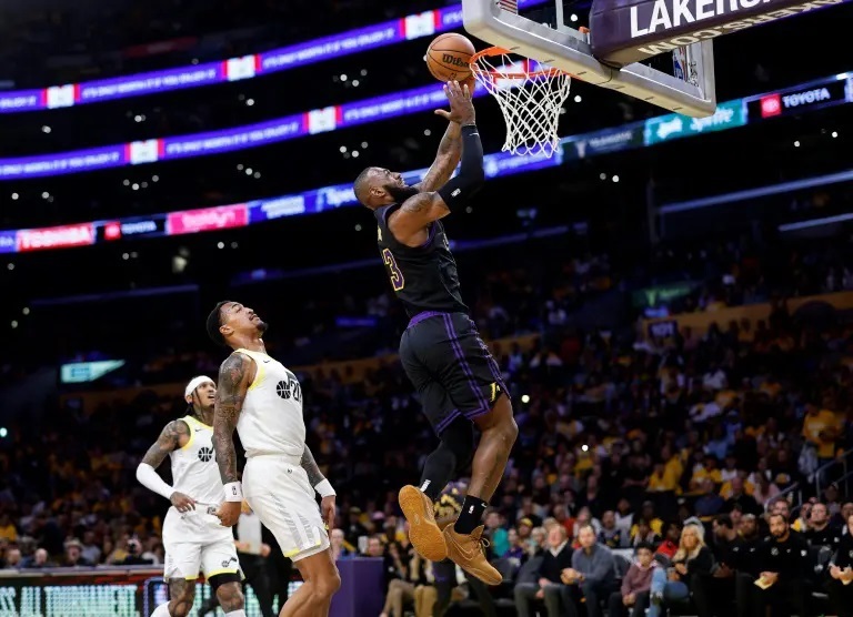 Les Lakers et les Pacers premiers qualifiés pour les quarts du nouveau tournoi NBA