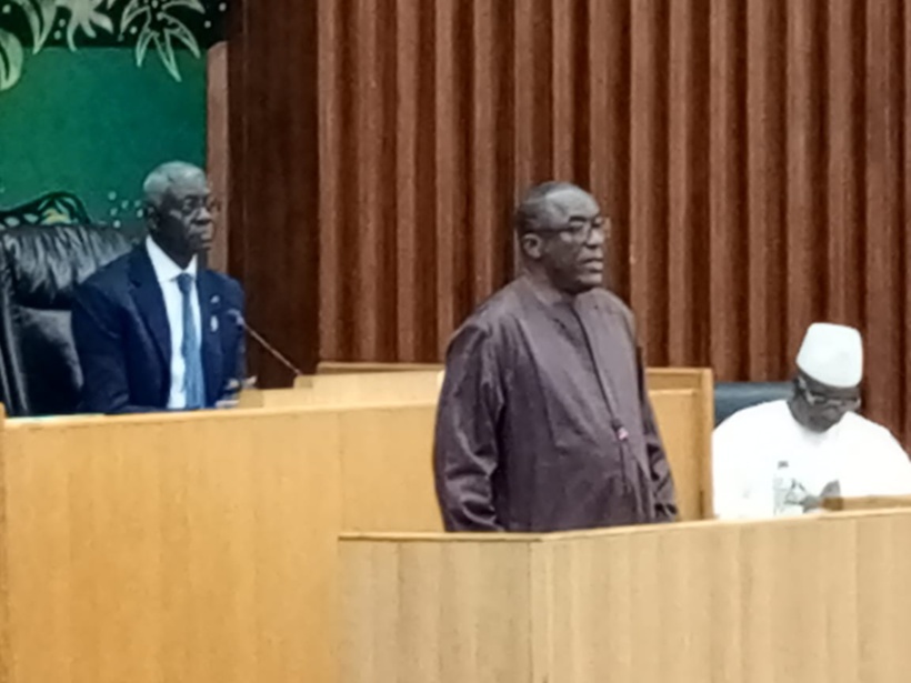 « Aucun pays au sud en Afrique n'a les mêmes performances que le système éducatif sénégalais », selon le ministre Cheikh Oumar Anne « Aucun pays au sud en Afrique n'a les mêmes performances que le système éducatif sénégalais », selon le ministre Cheikh Oumar Anne