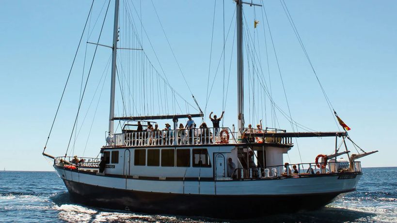 68 migrants partis de Diogo (Tivaouane) secourus près de Tenerife par un bateau de touristes 68 migrants partis de Diogo (Tivaouane) secourus près de Tenerife par un bateau de touristes