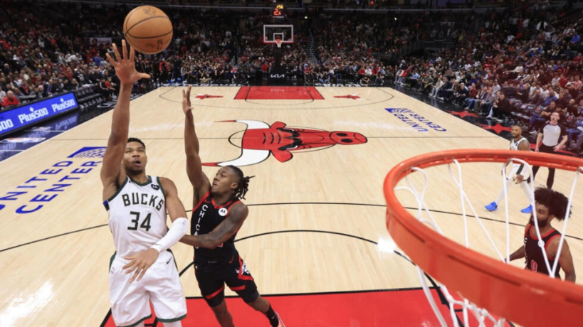 NBA: Milwaukee battu à Chicago après prolongations, 13e revers d'affilée pour les Spurs NBA: Milwaukee battu à Chicago après prolongations, 13e revers d'affilée pour les Spurs