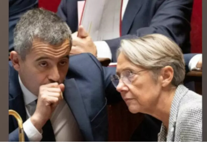 Loi immigration en France: le gouvernement négocie pied à pied avec la droite avant la réunion de la Commission mixte paritaire