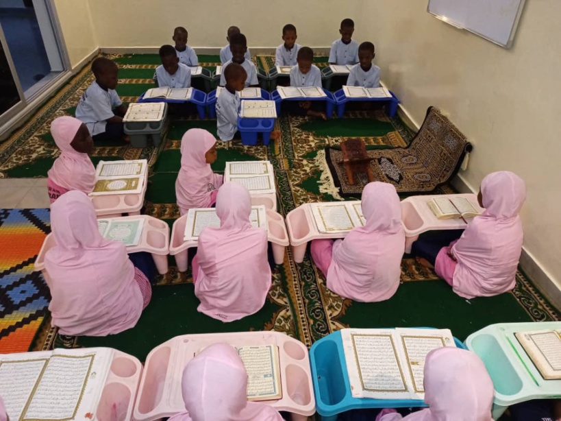 Statut des écoles coraniques: Amnesty, Raddho et Lsdh somment Macky et son gouvernement à transmettre le projet de loi à l’Assemblée nationale Statut des écoles coraniques: Amnesty, Raddho et Lsdh somment Macky et son gouvernement à transmettre le projet de loi à l’Assemblée nationale