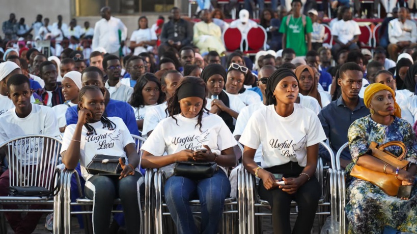 Migration, Développement personnel… Les conseils de Felwine Sarr, Omar Pène… aux jeunes Migration, Développement personnel… Les conseils de Felwine Sarr, Omar Pène… aux jeunes