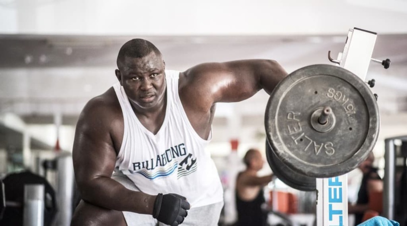 Lutte avec frappe : l’Open press de Bombardier annulé Lutte avec frappe : l’Open press de Bombardier annulé