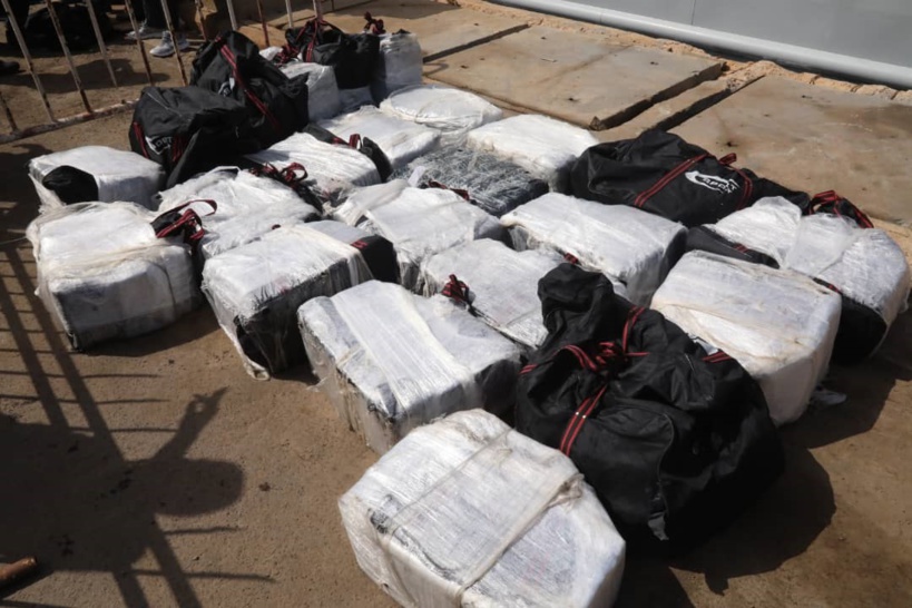 Sénégal : la Marine nationale procède à une nouvelle saisie de cocaïne, 5 personnes arrêtées