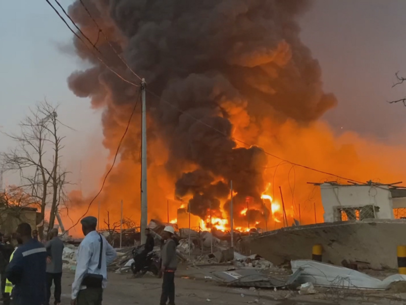 Incendie de Kaloum (Guinée) : les autorités décrit la qualité de certains produits offerts dans le cadre de la chaîne de solidarité Incendie de Kaloum (Guinée) : les autorités décrit la qualité de certains produits offerts dans le cadre de la chaîne de solidarité