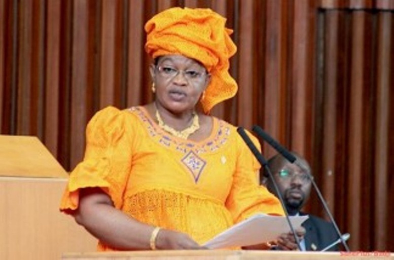 Intervention du Sénégal au Yémen: Aïda Mbodj et Modou Diagne Fada cognent Macky Intervention du Sénégal au Yémen: Aïda Mbodj et Modou Diagne Fada cognent Macky