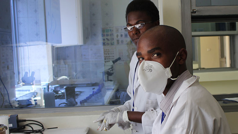 Nouveau programme de la Banque mondiale: 500 millions de dollars pour renforcer la sécurité sanitaire en Afrique de l’Ouest et Centre