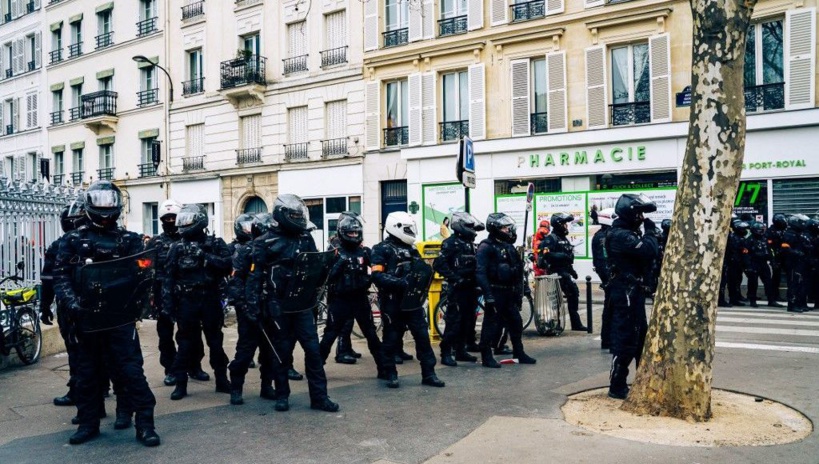 France: plus de 90 000 policiers et gendarmes mobilisés pour le 31 décembre France: plus de 90 000 policiers et gendarmes mobilisés pour le 31 décembre