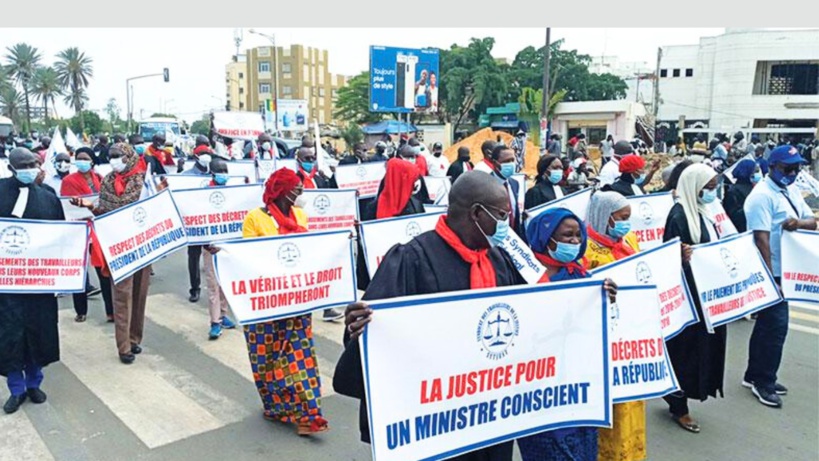 Les travailleurs de la Justice haussent le ton et décrètent encore 72 heures de grève Les travailleurs de la Justice haussent le ton et décrètent encore 72 heures de grève