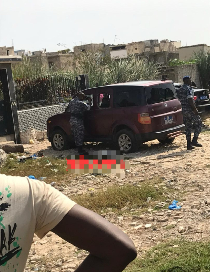 Affaire des deux garçons découverts dans un véhicule à Keur Mbaye Fall: celui qui est décédé avait les yeux crevés Affaire des deux garçons découverts dans un véhicule à Keur Mbaye Fall: celui qui est décédé avait les yeux crevés