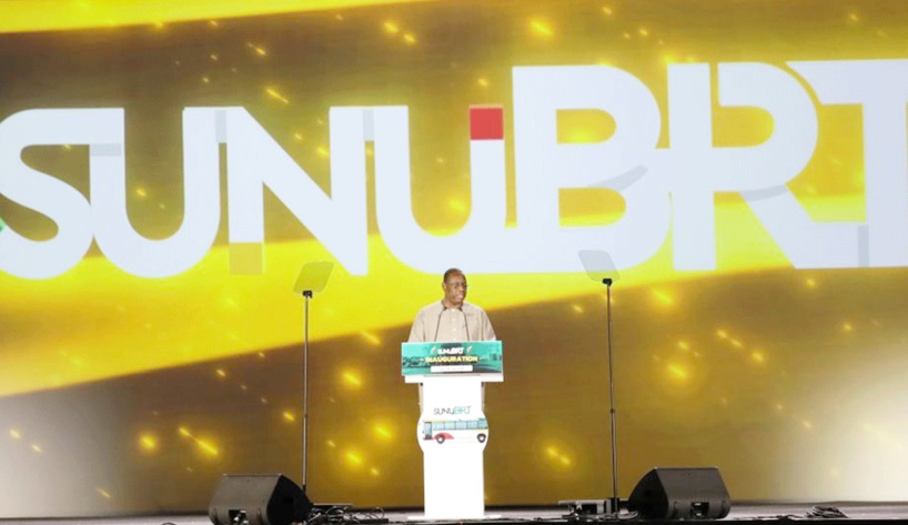 Macky Sall confie la sécurité du BRT à la population de Dakar Macky Sall confie la sécurité du BRT à la population de Dakar