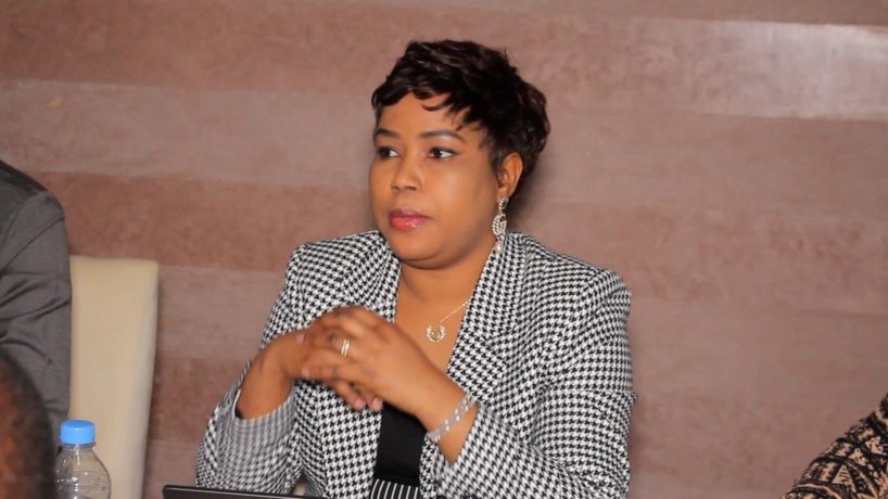 Marché de la téléphonie fixe : SONATEL avec un parc de 376.466 lignes de téléphonie fixe, détient 98,36 % de part de marché Marché de la téléphonie fixe : SONATEL avec un parc de 376.466 lignes de téléphonie fixe, détient 98,36 % de part de marché