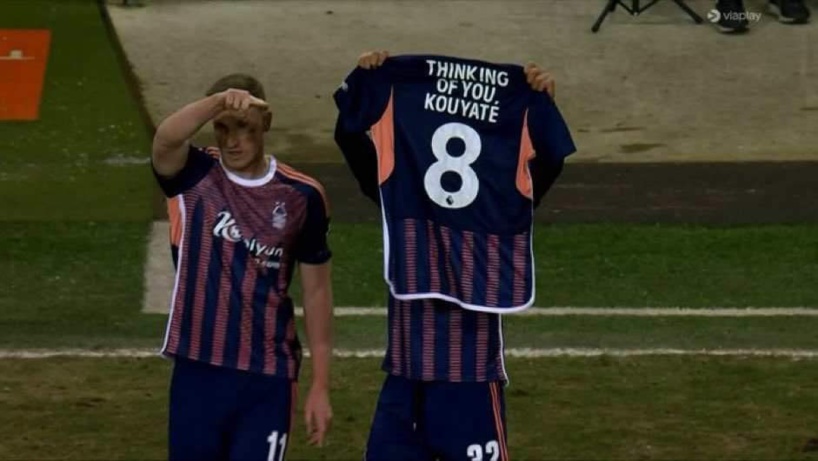FA Cup : les joueurs de Nottingham Forest ont dédié un but à Kouyaté qui a perdu son père FA Cup : les joueurs de Nottingham Forest ont dédié un but à Kouyaté qui a perdu son père