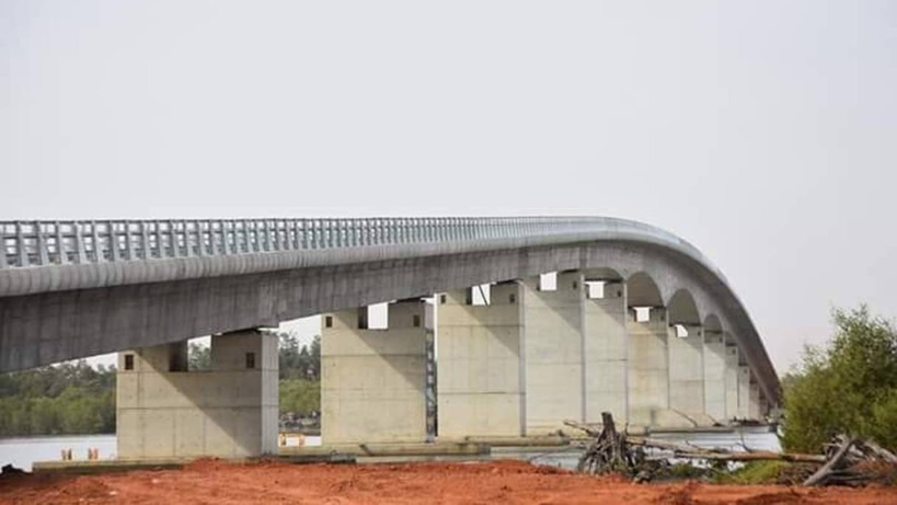 Pont Sénégambie : les usagers déplorent les contrôles et la cherté des taxes