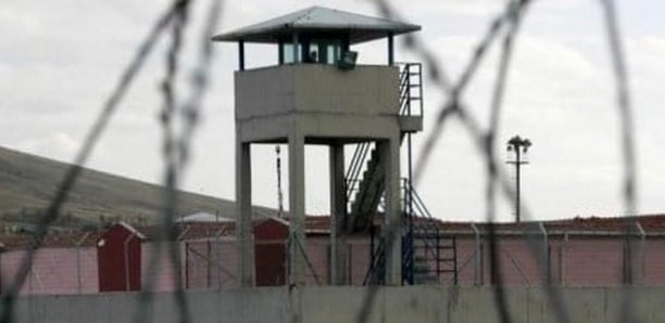 Actes de tortures sur un détenu: le surveillant Mbèye Mor Diouf condamné à 2 ans de prison dont 15 jours ferme
