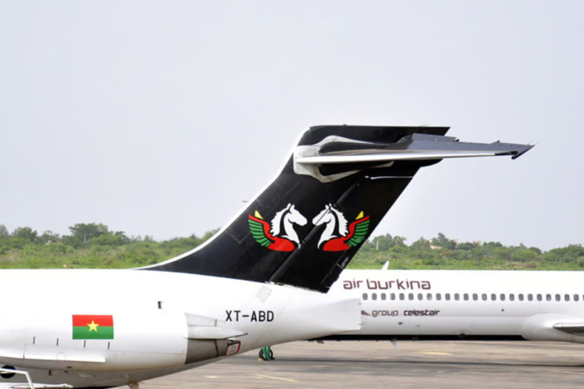 Air Burkina dément avoir diffusé une note sur l’interdiction d’embarquer tout passager français vers Niamey Air Burkina dément avoir diffusé une note sur l’interdiction d’embarquer tout passager français vers Niamey