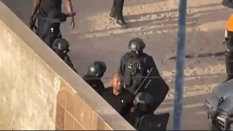 Urgent- Arrestation musclée des députés Abass Fall et Guy Marius Sagna Urgent- Arrestation musclée des députés Abass Fall et Guy Marius Sagna