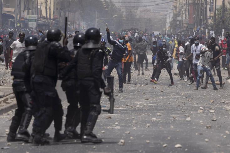 Repressions musclées contre des manifestants au Sénégal : HRW dresse un cinglant bilan