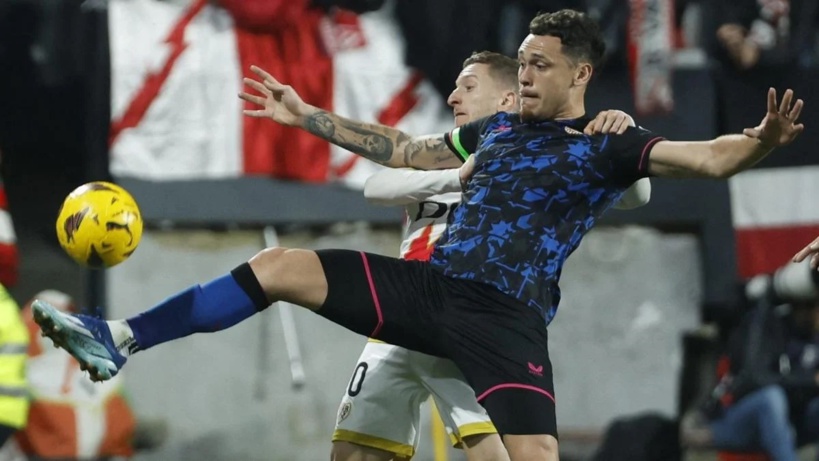 Séville : l’agresseur de Lucas Ocampos sévèrement sanctionné Séville : l’agresseur de Lucas Ocampos sévèrement sanctionné