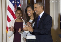 Barack Obama : Sa fille Malia demandée en mariage contre des... animaux Barack Obama : Sa fille Malia demandée en mariage contre des... animaux