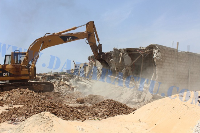 Destruction de constructions à l'aéroport LSS : Le procureur réclame des arrestations